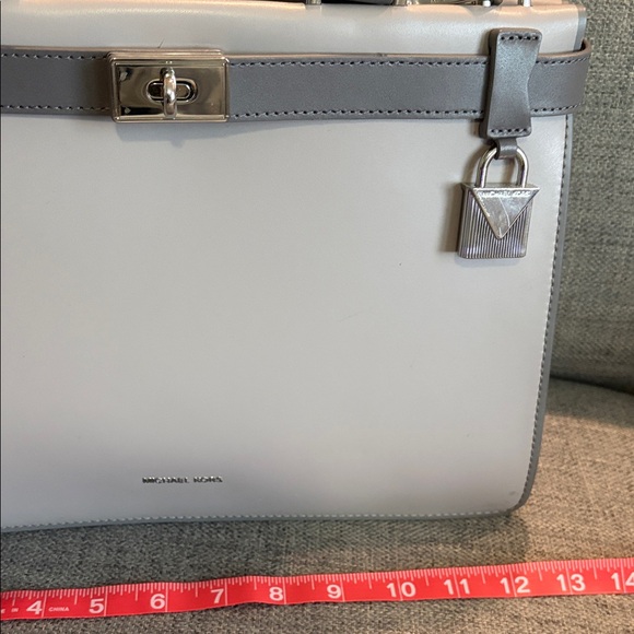 Michael Kors Tatiana Medium Leather Satchel 12.5”x9”x5”Preloved - Picture 5 of 17